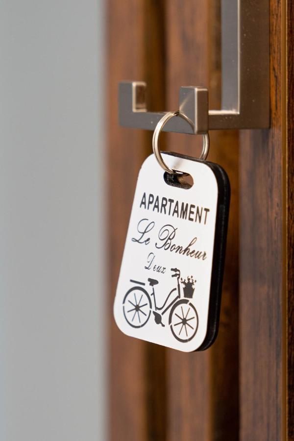 מאמאיה Apartament Le Bonheur Deux Solid Residence Butoaie מראה חיצוני תמונה