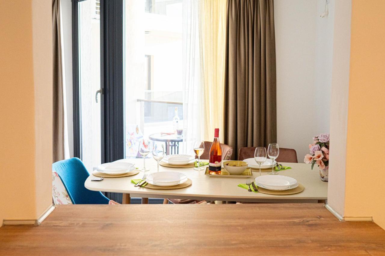 מאמאיה Apartament Le Bonheur Deux Solid Residence Butoaie מראה חיצוני תמונה