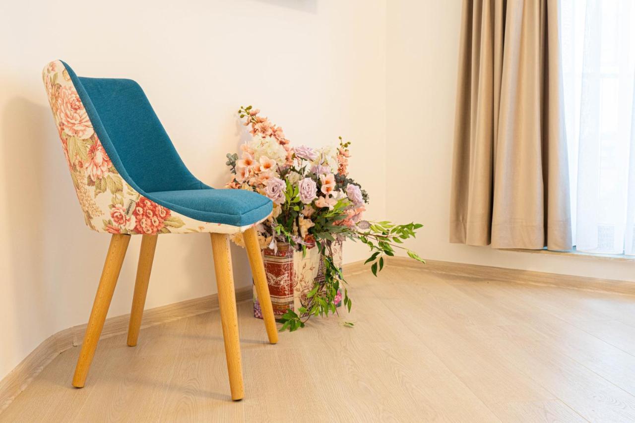 מאמאיה Apartament Le Bonheur Deux Solid Residence Butoaie מראה חיצוני תמונה